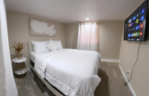 Allendale Apartment | Moonlit Serenity