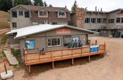 Powder Mountain House | Moonridge Ski Haven a Ski In and Ski Out Property