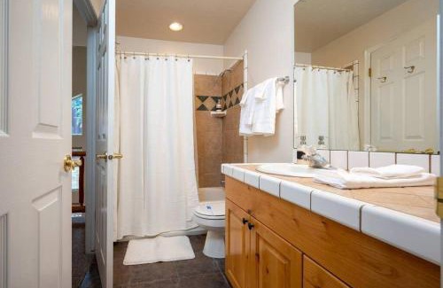 Powder Mountain House | Moonridge Ski Haven a Ski In and Ski Out Property