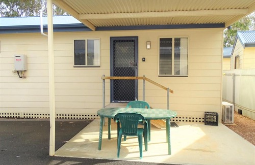 Moonta Bay House | Moonta Bay Cabins - Cabin 10