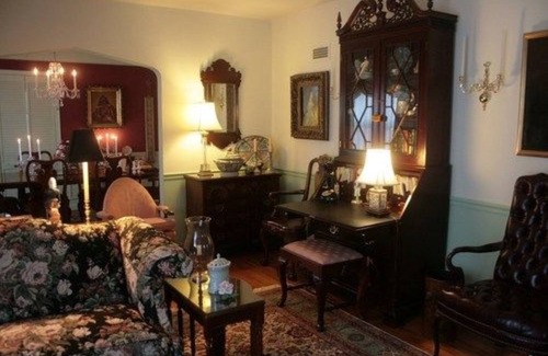 Manhattan Bed & Breakfast | Moore House Bed and Breakfast