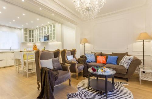 el Fort Pienc Apartment | Moreryadom