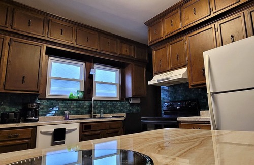 Olney House | Morgan Manor - Your Home Away from Home!