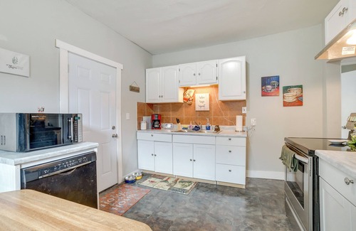 Woodburn House | Morgantown Home: 1 Mi to West Virginia University!