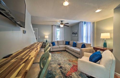 Morgantown House | Morgantown Home with Deck about 2 Mi to WV University!