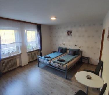 Briedel Apartment | Mosel Restaurant & Weinstube Zum Anker