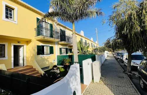 Mosqueira House | Mosqueira CIP