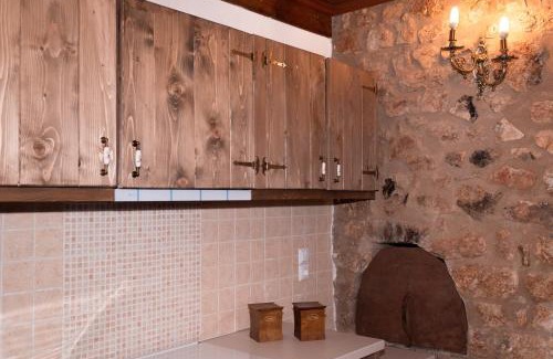 Pogoni Villa | Mossiori Serai
