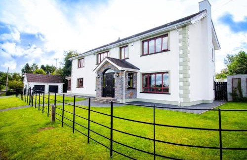 Randalstown Bed & Breakfast | Mossvale Lodge Country House Bed and Breakfast