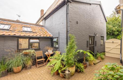 Framlingham House | Most romantic cottage in Suffolk - Number Four