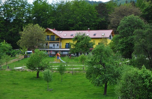 Gruenburg Apartment | Mostheuriger Steyrdurchbruchalm