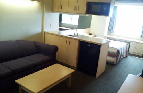 Bernalillo Hotel | Motel 6 Bernalillo, NM