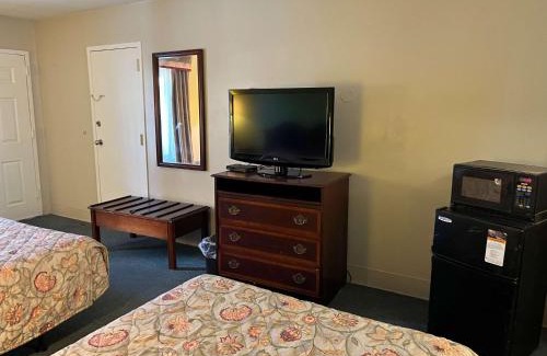 Bracey Hotel | Motel 6 Bracey, VA I 85