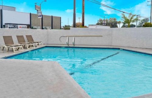 El Monte Hotel | Motel 6-El Monte, CA - Los Angeles