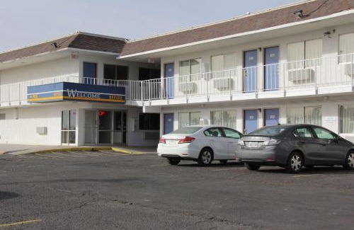 Goodland Hotel | Motel 6-Goodland, KS