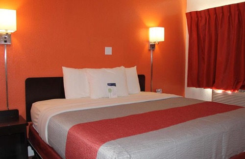 Goodland Hotel | Motel 6-Goodland, KS