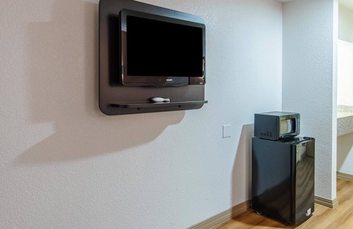 Hutchins Hotel | Motel 6 Hutchins, TX