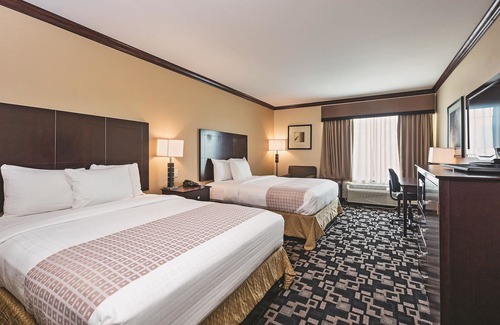 Joshua Hotel | Motel 6 Joshua, TX