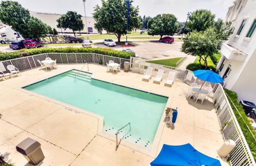 Lewisville Hotel | Motel 6-Lewisville, TX - Dallas