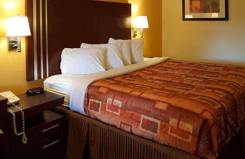 Downtown Little Rock Hotel | Motel 6 Little Rock, AR - Airport