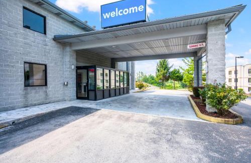 Pittsburg Hotel | Motel 6-London, KY