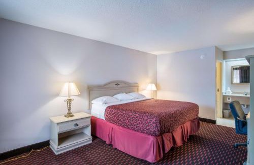 Pittsburg Hotel | Motel 6-London, KY