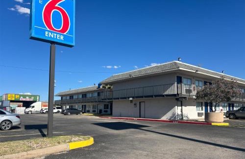 Odessa Hotel | Motel 6-Odessa, TX