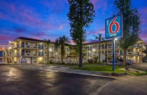 San Bernardino Hotel | Motel 6-San Bernardino, CA - North