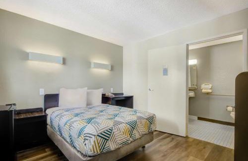North San Jose Hotel | Motel 6-San Jose, CA - Airport