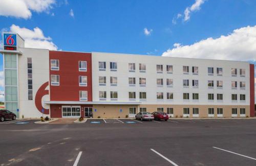 Roseland Hotel | Motel 6-South Bend, IN - Mishawaka