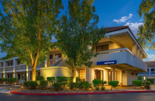 Thousand Oaks Hotel | Motel 6-Thousand Oaks, CA
