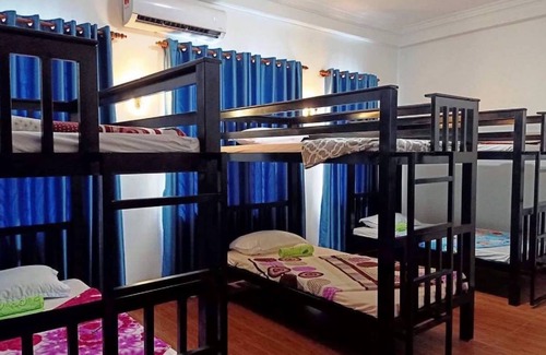 Prasat Bakong House | Motel ∙ 8 guests