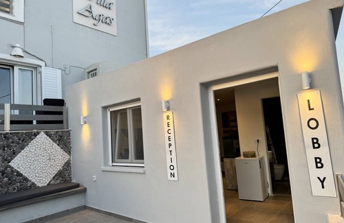 Fira House | Motel ∙ 8 guests