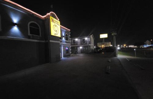 Bonanza Hotel | Motel 9