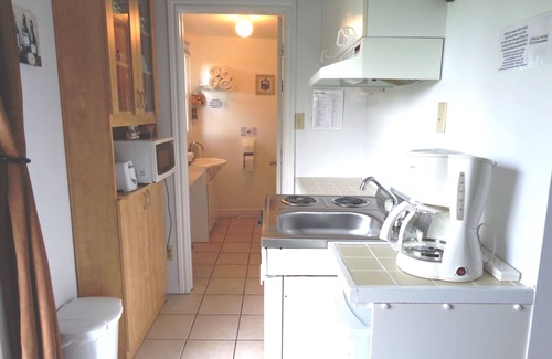 Shefford Hotel | Motel Des Deux Lacs Inc