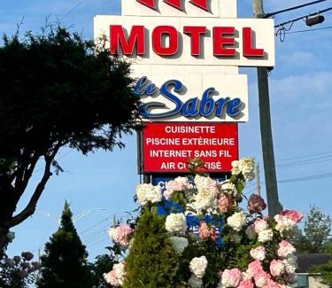 Sherbrooke Hotel | Motel le Sabre