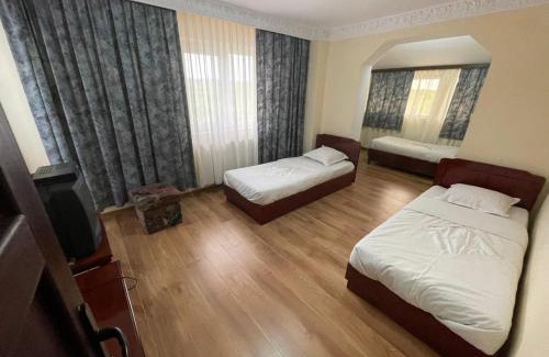Tamboesti Hotel | Motel Orion