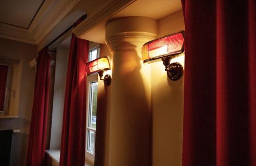 Warthausen Bed & Breakfast | Motorworld Inn
