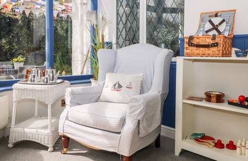 Peacehaven Cottage | MOUETTE, pet friendly, country holiday cottage in Peacehaven