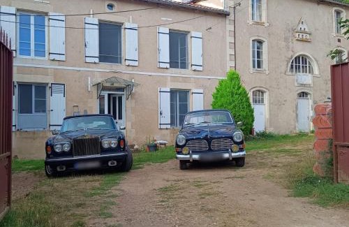 Le Vigeant Bed & Breakfast | Moulin de Saza