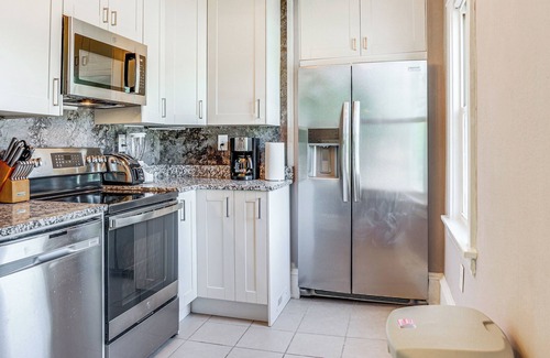 Mound Apartment | Mound Waterfront Retreat w/Shared Fire Pit & Dock
