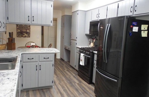 Paris House | Mount Magazine View - Beautiful 4 BR, 3 Bath Perfect For Families, Trail Riding