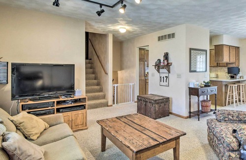 Mount Pleasant House | Mount Pleasant Home - 2 Mi to Charming Downtown!