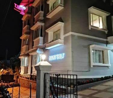 Nullatanni Hotel | Mount shelter -city centre budget room