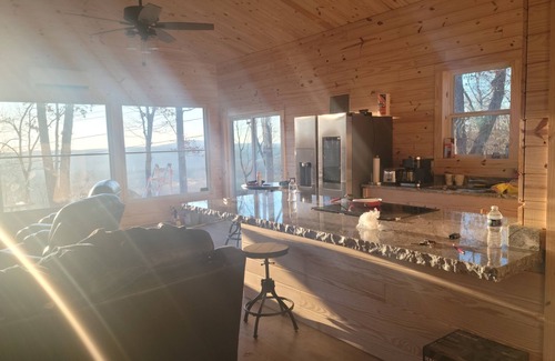 Chester Cabin | Mountain Cabin With Amazing View and Private Hot Tub