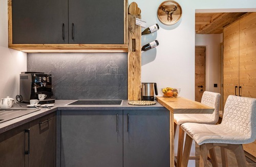 Racines Apartment | Mountain Chalet "Blosegghof Himmelblick" with Mountain View & New Whirlpool