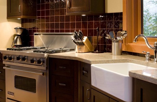 Whistler Creekside House | Mountain chalet w/ski-in ski-out & hot tub