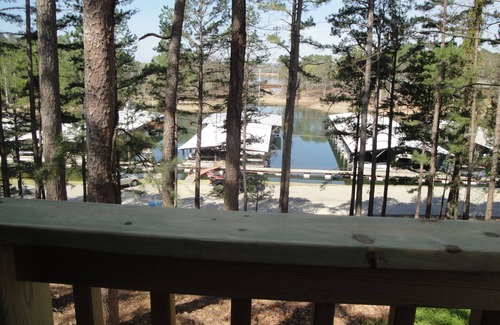 Mount Ida Cottage | Mountain Harbor two bedroom Lodge cottage by RedAwning