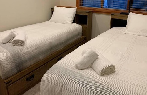 Whistler Cay Heights House | Mountain Haven: Your Whistler
