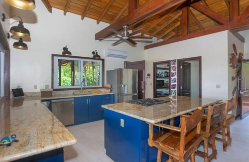 Palmetto Bay Villa | Mountain House in Palmetto Bay with private pool